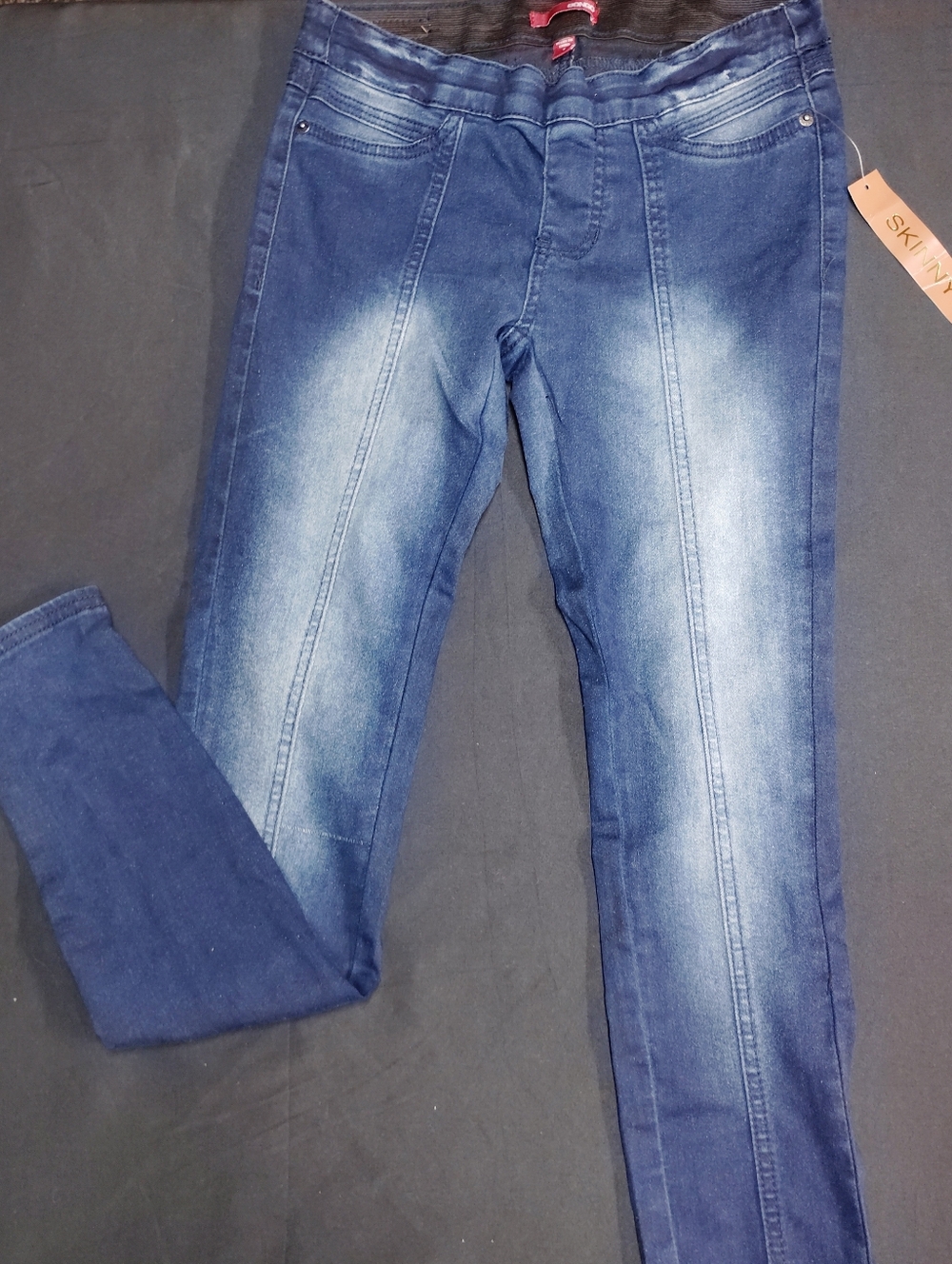 BONGO Women's Skinny Jeans in Faded Blue Wash